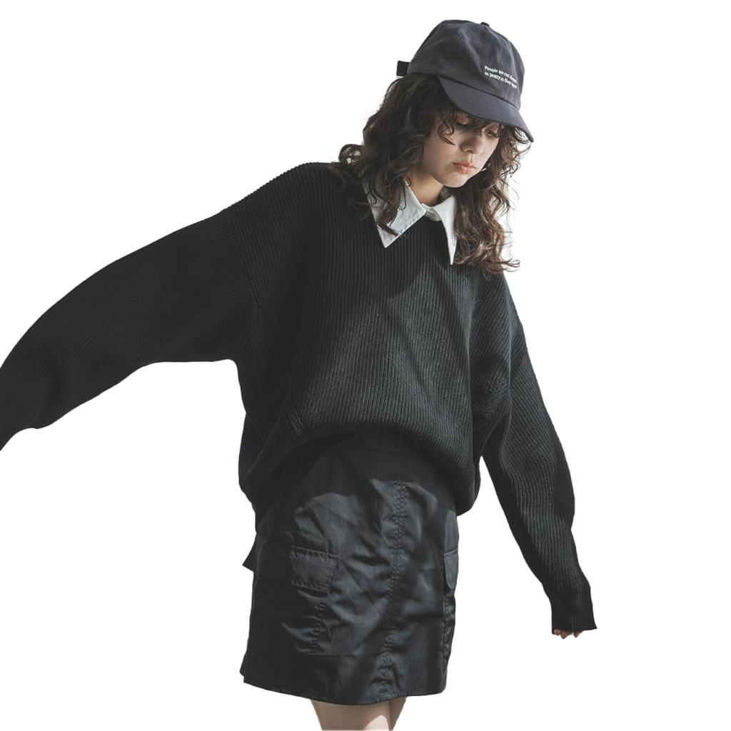 Yumetembo Women's Transformed Arm Cardboard Knit, Black, 532703