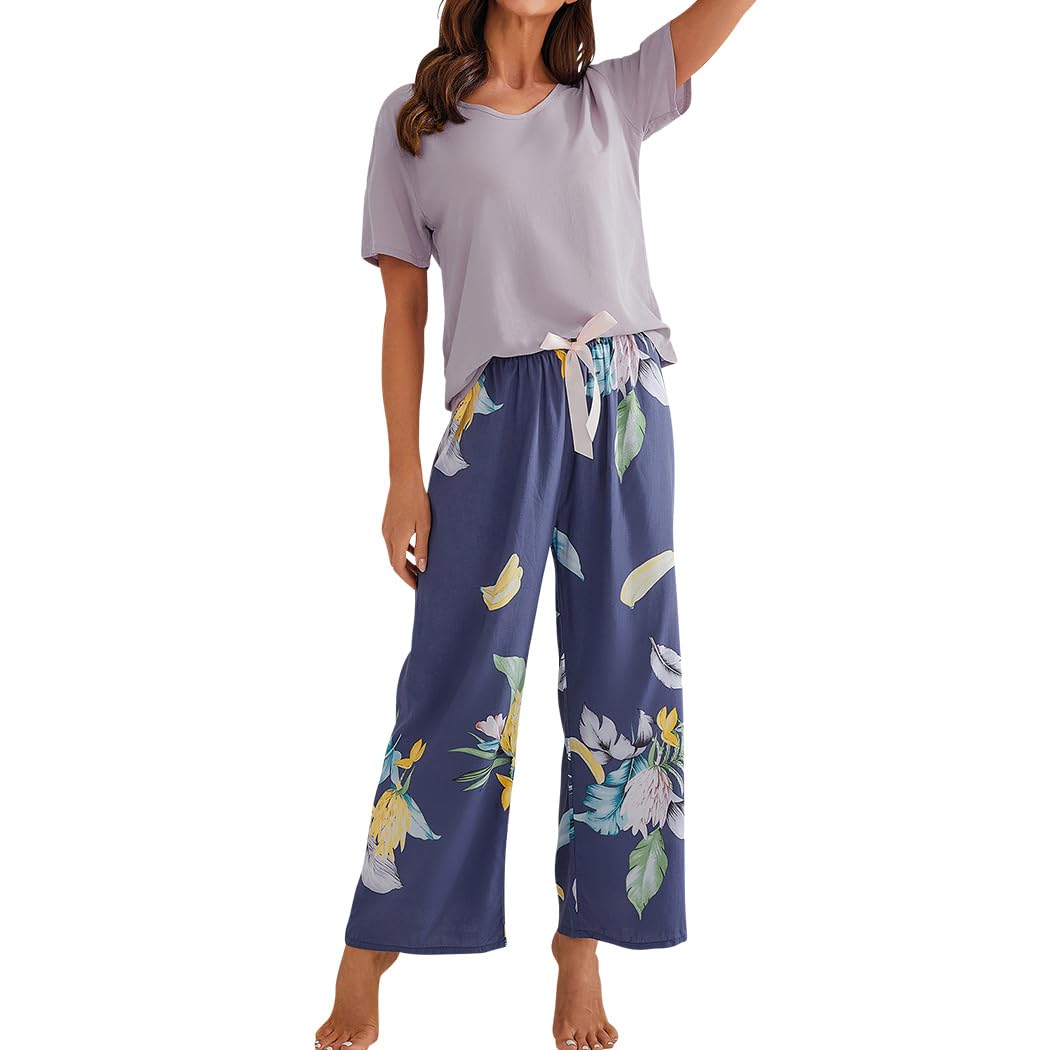 

DAYCLOSET Women s Loungewear Set: Short Sleeve T-Shirt and Floral Wide-Leg Pants, Lightweight, Summer, roomwear198 (JP, Alphabet, M, Standard, Lilac x