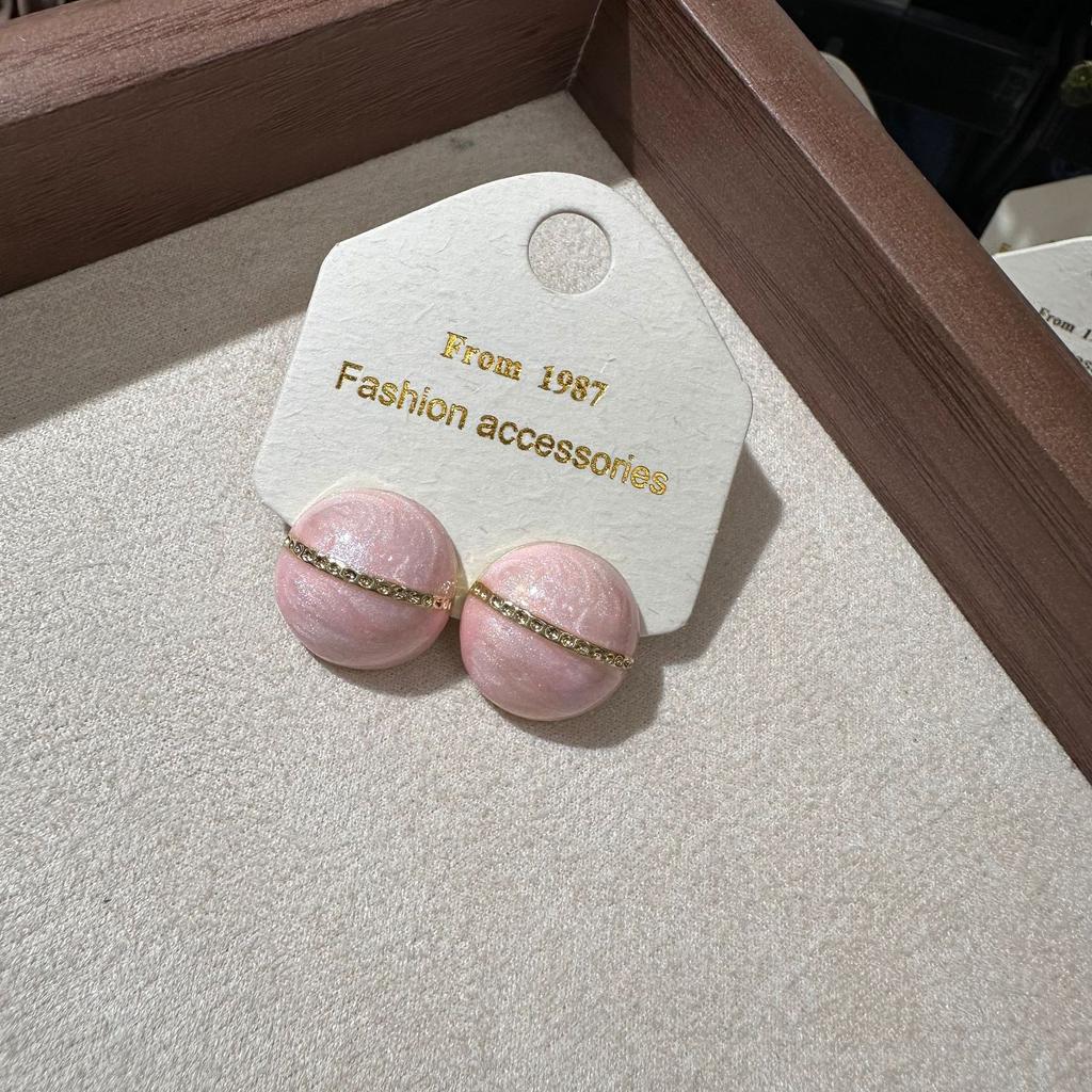 Fashion Texture Dripping Glaze Bean Earrings for Women Maillard Autumn and Winter Temperament Jewelry Gifts