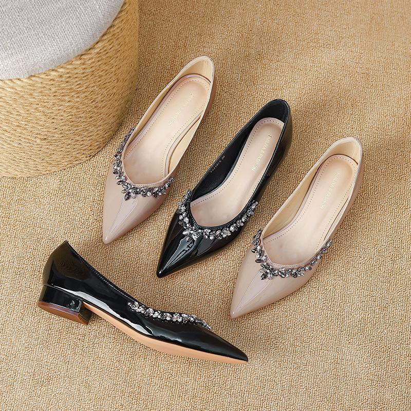 Fashion French Style Pointed Toe Patent Leather Pumps Women High Heels Fashion Shoes with Rhinestones