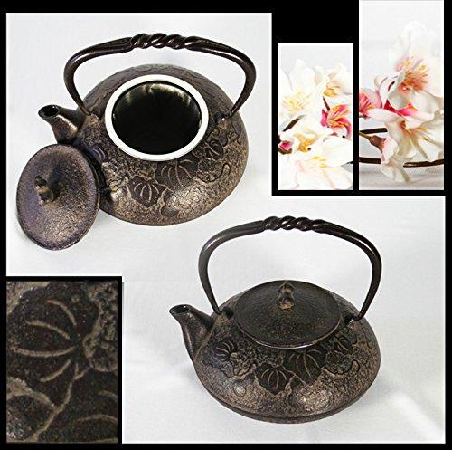 Fabricat în Japonia Nanbu Ironware Nanbu Mic Fier Fierbător ceainic Utilizare combinată Sticluță emailat Finisat în interior Fierbător Fierbător „Hisago” 0.4L