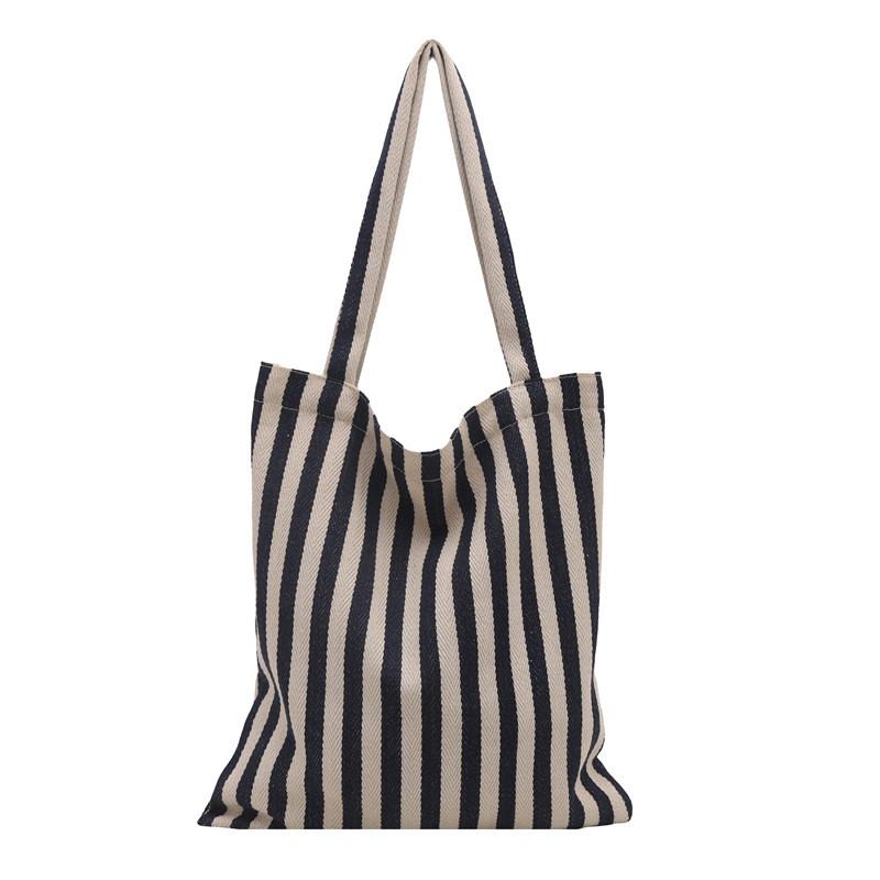Stylish Korean Tote Bag With Minimalist Design And Spacious Capacity For Daily Use