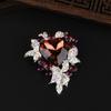 Vintage Crystal Brooch High -End Corsage Female Accessories Pin Simple Coat Suit Accessories