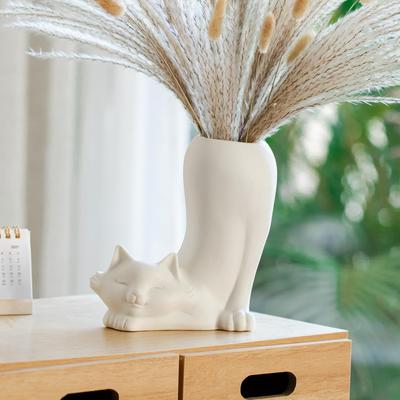 White Ceramic Vase Cute Cat Flower Vase, Modern Vase for Minimalist Decor for Table Decor, Shelf Vases for Decoration, Entryway Decor Vase