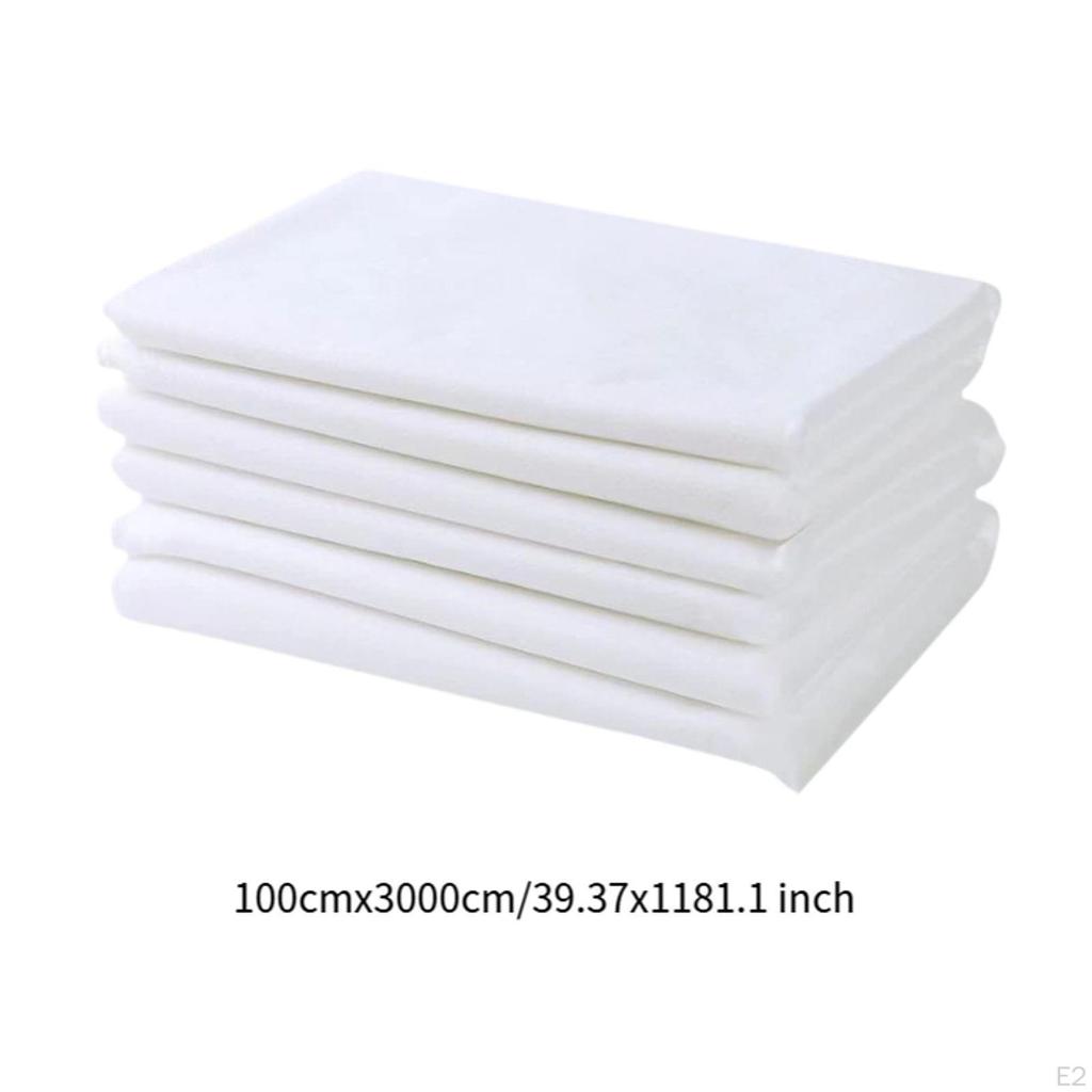 Frostschutzabdeckung für Gemüsepflanzen im Winter