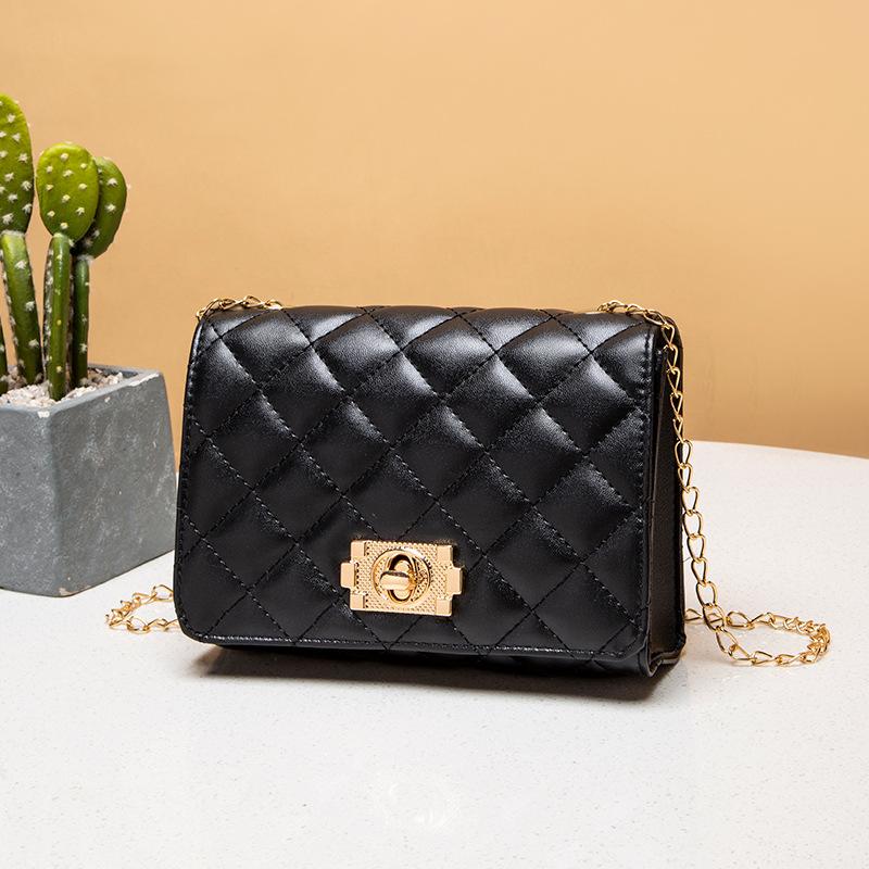 Embroidered Rhombus Chain Lock Small Square Bag, a New Versatile Change Mobile Phone Women's Bag