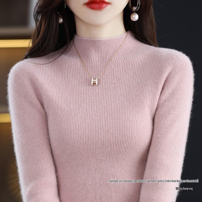 Första Linjens Damstickad Tröja med Halvhög Hals i Ullblandning – Höst/Vinter Smalstickad Basplagg