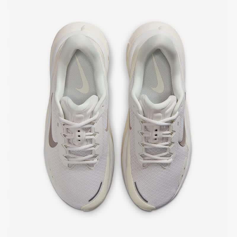 Nike Comfort Ride EasyOn Women's Sneakers