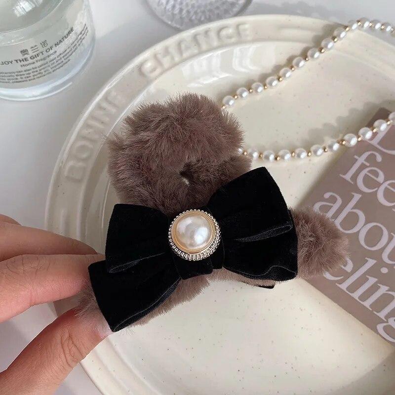 Sweet Bowknot Plush Hair Claw Clip New Classic Small Hair Clips Barrettes Hairgrips Headdress For Female Winter Hair Accessories