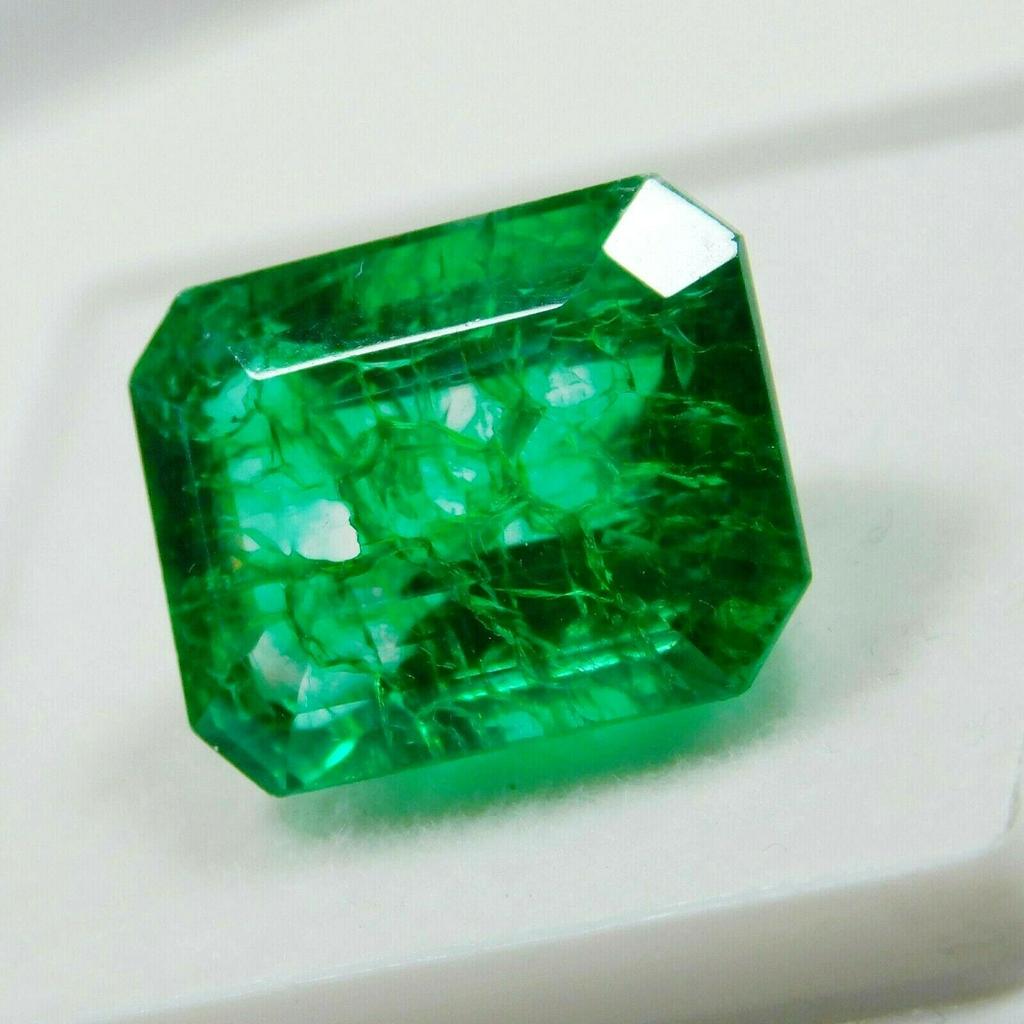 Emerald 10.20 Ct CERTIFIED Natural Green Emerald Cut Colombian Loose Gemstone Emerald -123 002