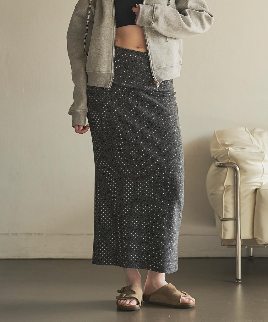 Iteoneolmomeonteu Warm Dot Peach Maxi Skirt_Charcoal