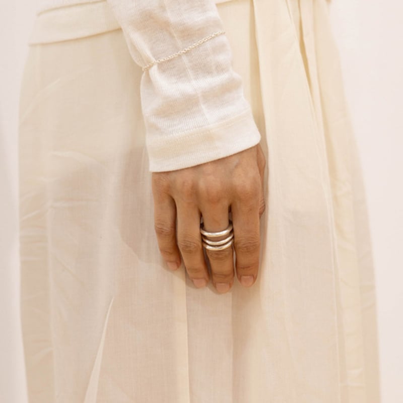 

eoustudio THE LINE B1 17cm