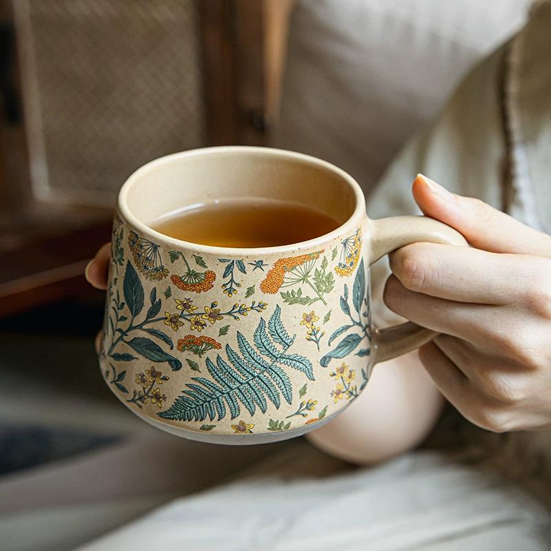 Large Ceramic Coffee Mug 360ml, Cute Cup for Women, Ideal for Tea or Coffee,Hand Painted Floral Design Pottery Mug,1pc