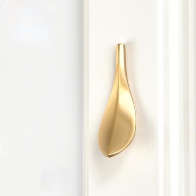 1pc Zinc Alloy Furniture Handles Leaf-shaped Drawer Knobs Black Handles for Cabinets and Drawers Wardrobe Pulls Gold Dresser Knobs