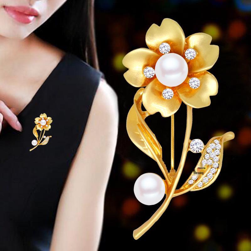 

Korean Style Sunflower Pearl Brooch - Retro Fashion Rhinestone Pin Accessory