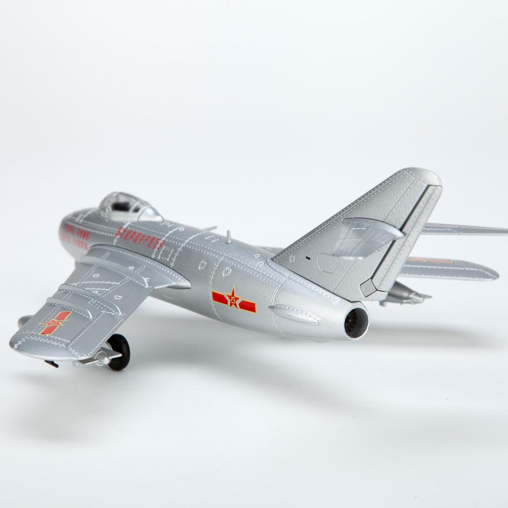 J5 1/48 Metal Alloy Airplane Model(including base)Home placement, collection and decoration  Creative gift