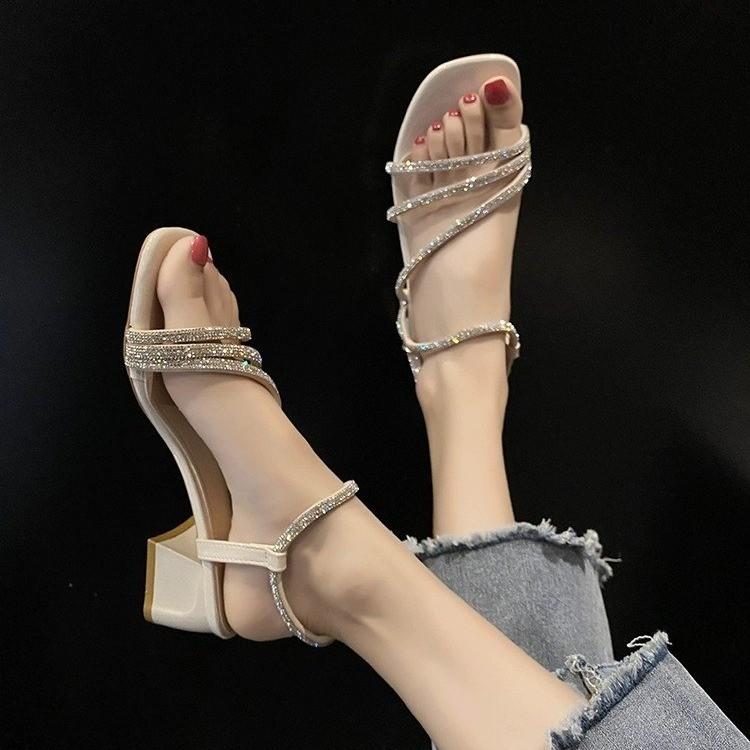 Fashion French chunky-heeled rhinestone flip-flops for two in 2025 summer, a new style of fashionable and elegant sandals