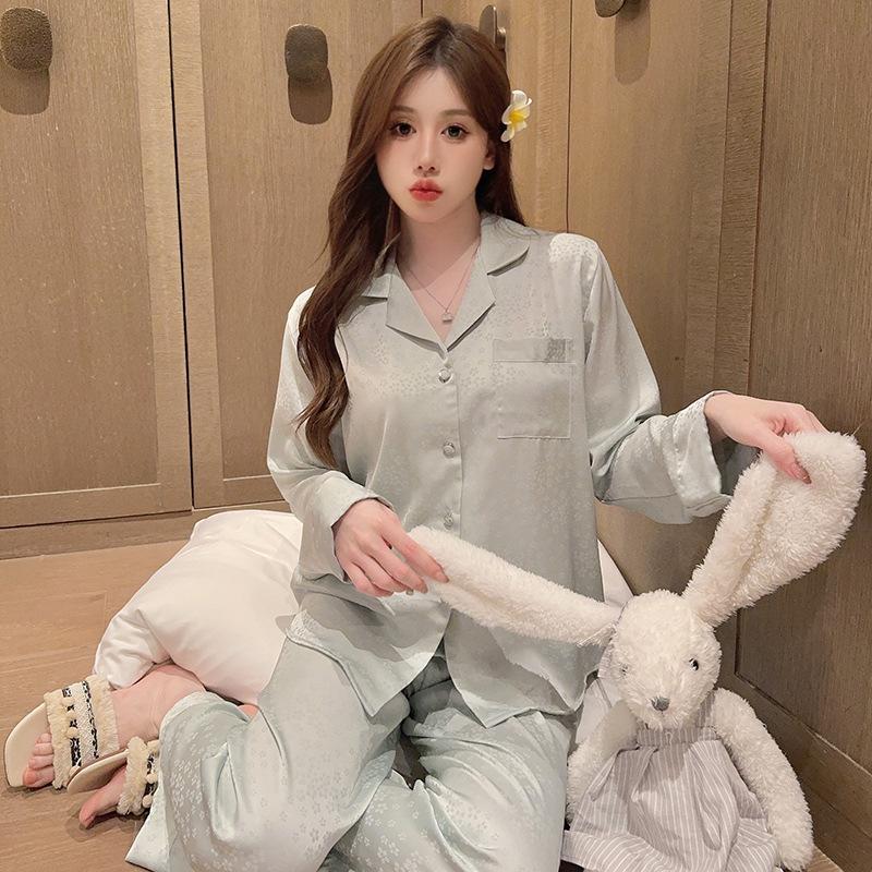 

New summer pajamas high-end satin haute couture women s ice silk spring and autumn long-sleeved thin loungewear suit Xxl 70-80kg