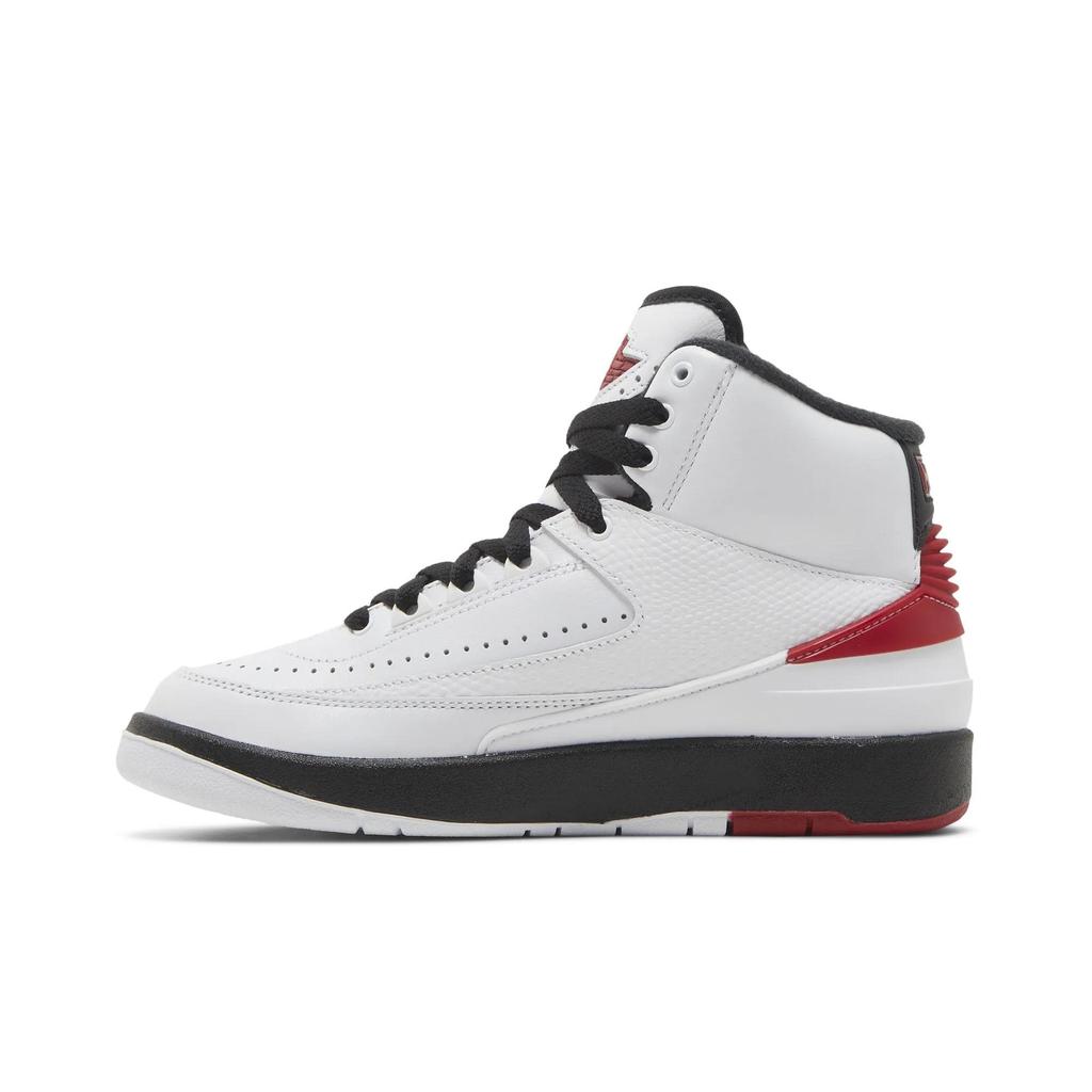 Womens Air Jordan 2 Retro 'Chicago' 2022 (women's Sizes) White / Varsity Red / Black Vintage Basketball Shoes DX4400 106