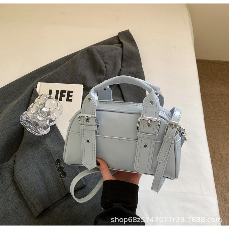 Small bag women's 2025 new high-end sense portable Boston bag leisure niche design shoulder bag fashion crossbody bag