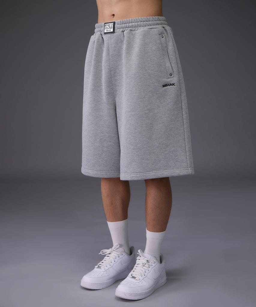 Mihag Metal Plate Bermuda Pants (Gray)
