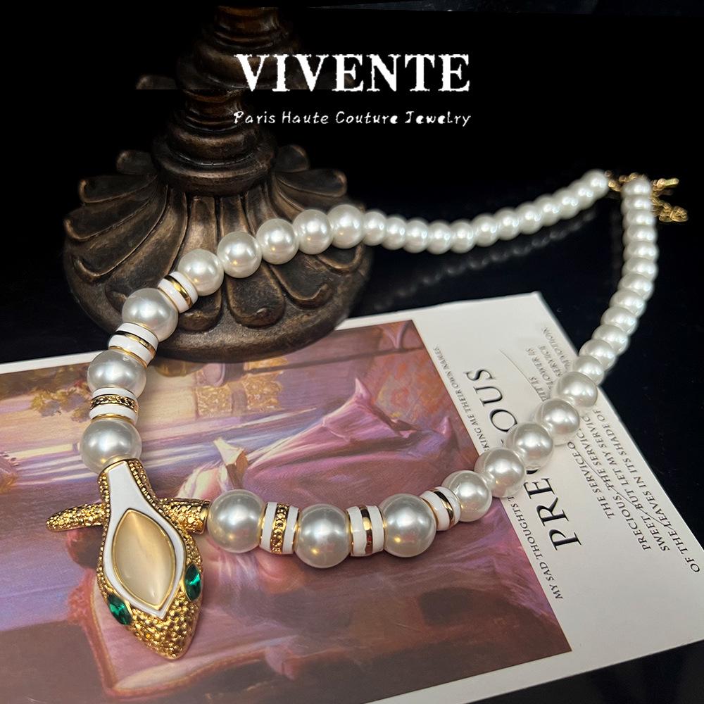 

18K Vintage French Pearl Snake Head Necklace - Exquisite Versatile Clavicle Chain