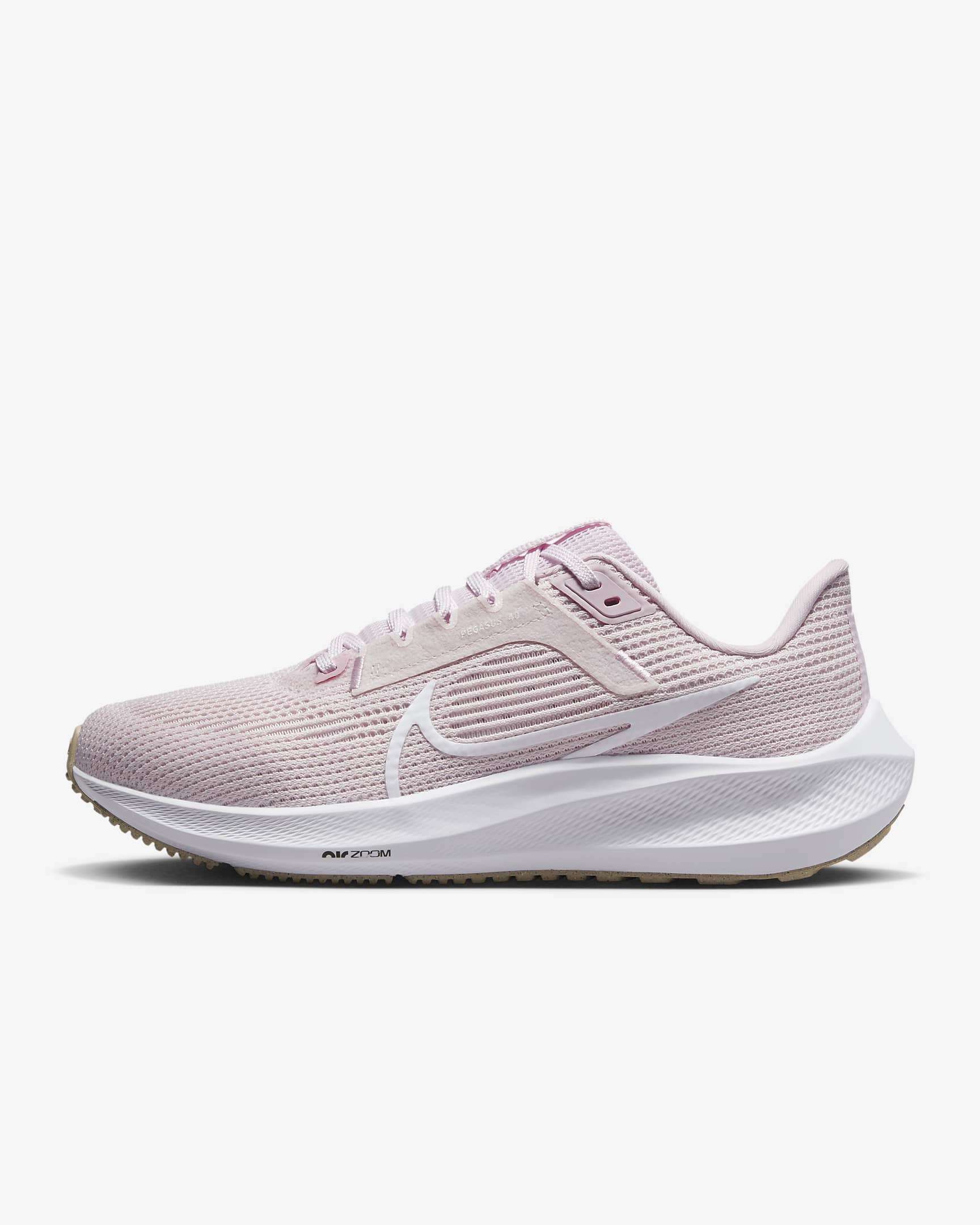 

Женские кроссовки Nike Pegasus 40 DV3854-600