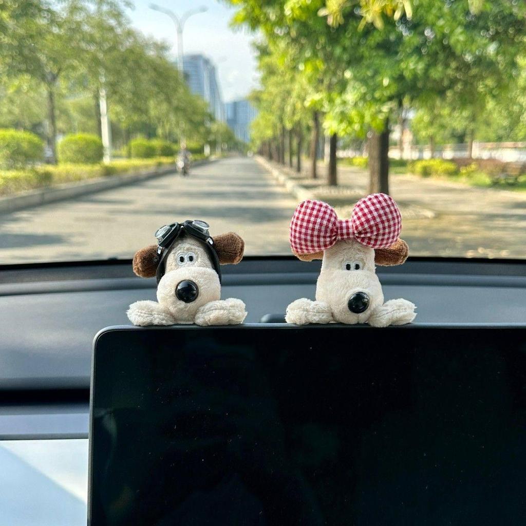 Tesla Girls Innenbildschirm-Schmuck: Master Hund Auto Dekoration für Mittelkonsole