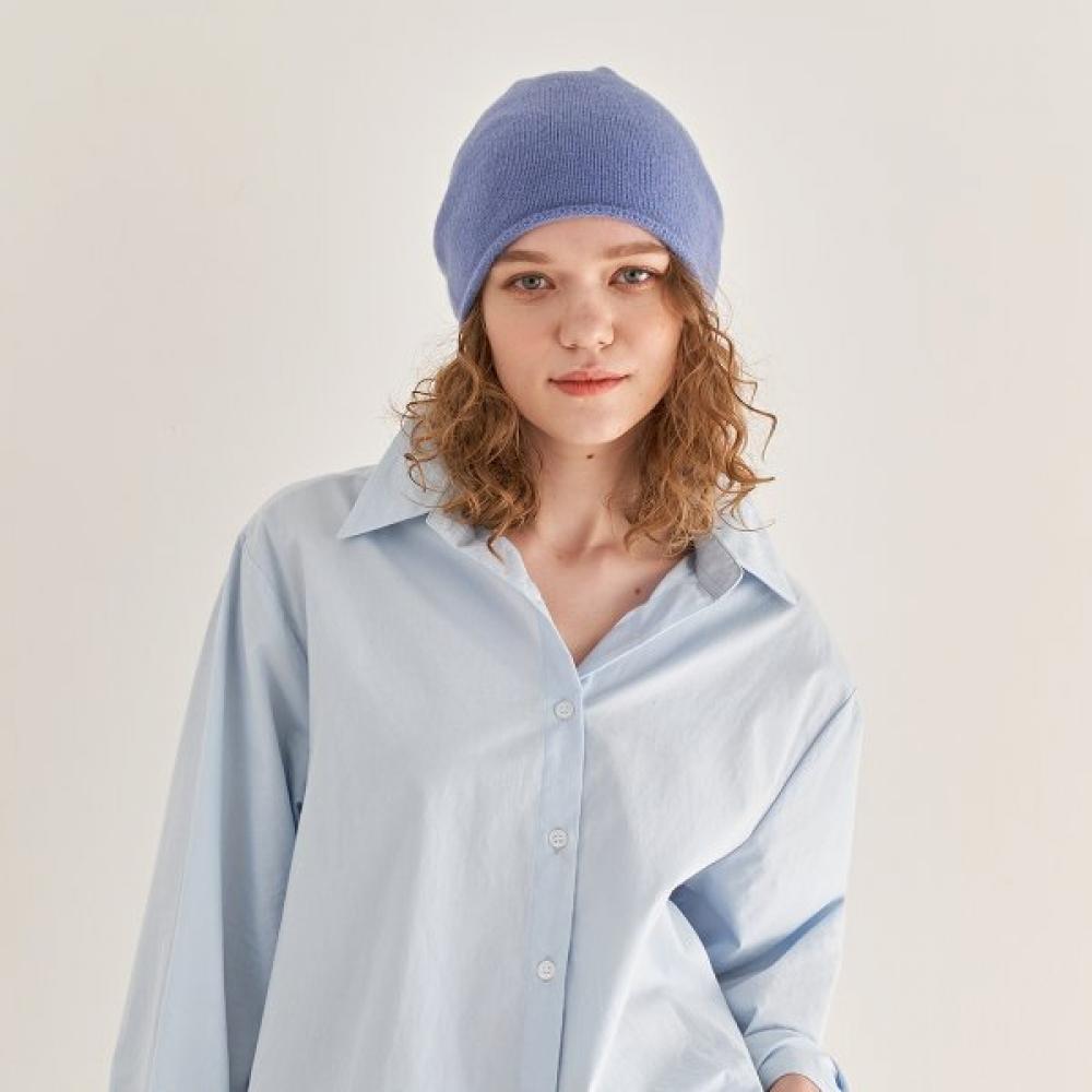 

Dal Cashmere Slouchy Knit Beanie Blue Cashmere 30 Single option