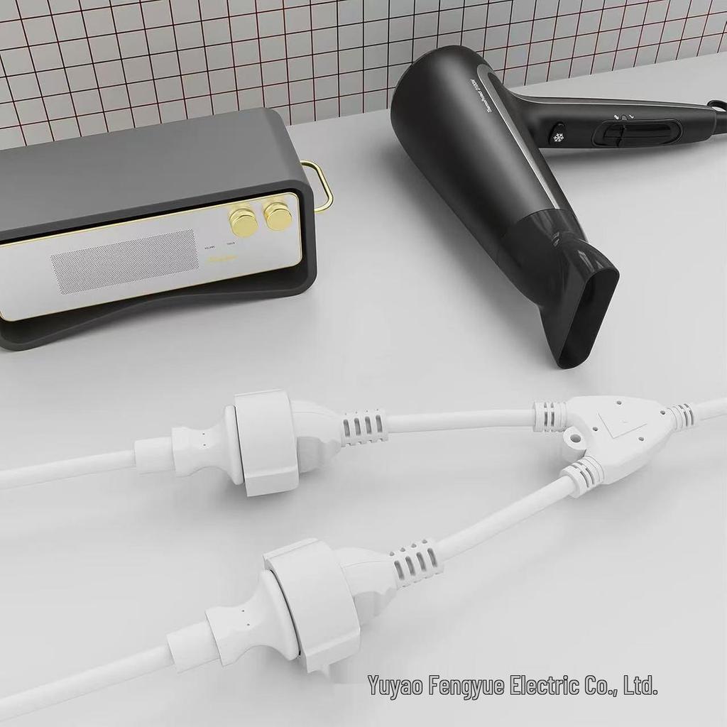 European Standard 3x1.5mm² Power Cord Plug with 0.34m Length and Dual Socket