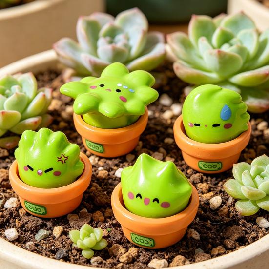 Micro Landscape Ornaments Cartoon Grass with Cute Expressions Statues Resin Stress Relief Collectible Toy for Office Car