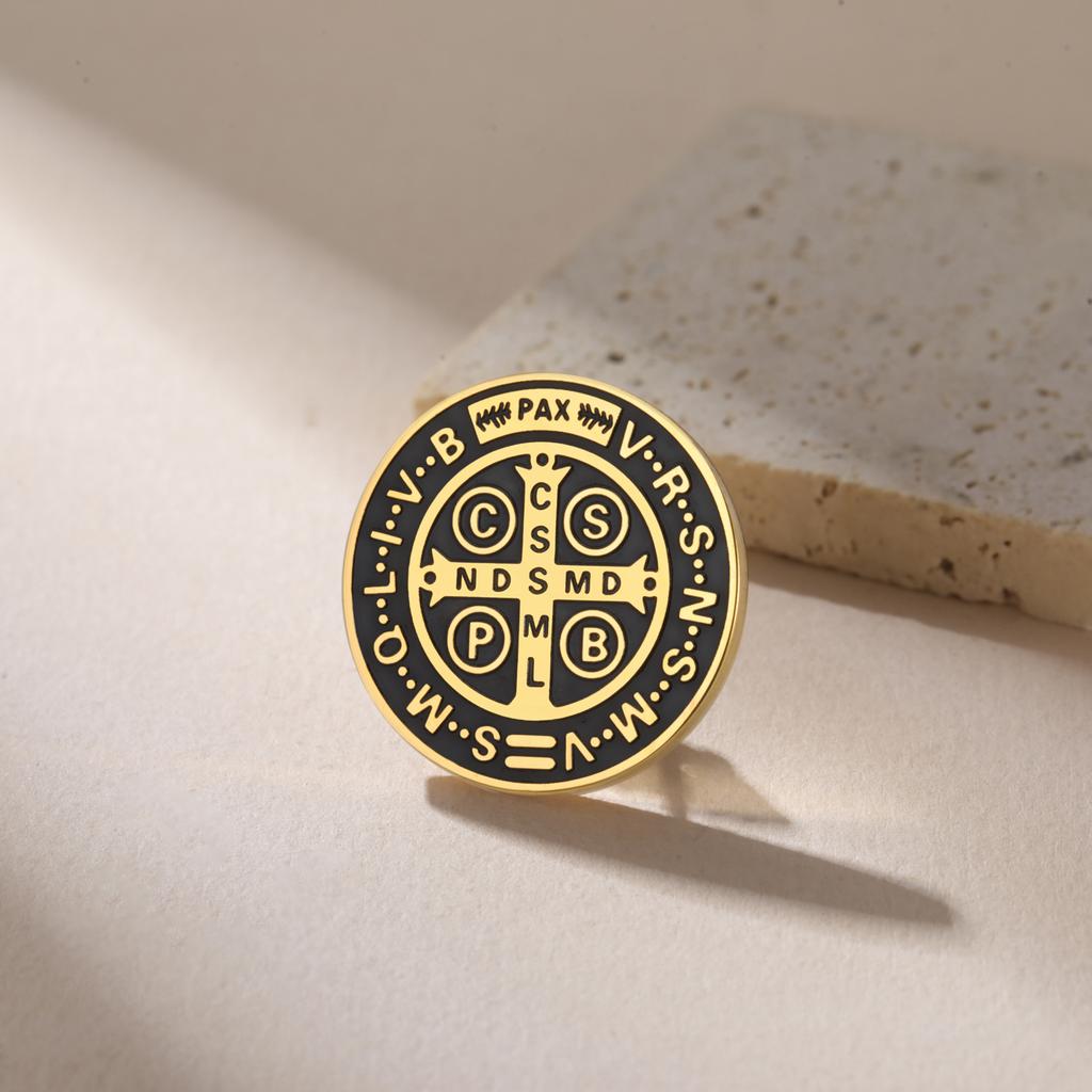 Teamer CSPB Round Badge Pin Brooch Stainless Steel For Women Man Suit Shirt Jewelry Vintage Accessory 2026 New Fashion Gift