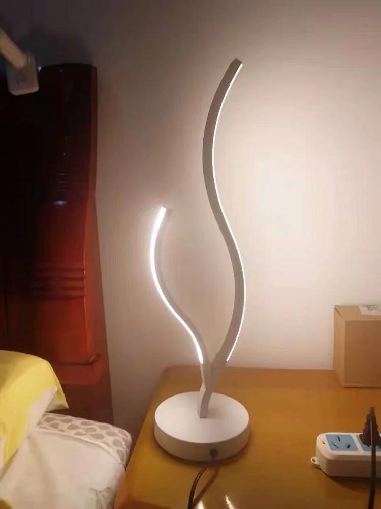 Modern Tree Led Floor Lamp Living Room Bedroom Indoor Lighting Bedside Foot Lamp Black White Corner Floor Standing Decor Fixture
