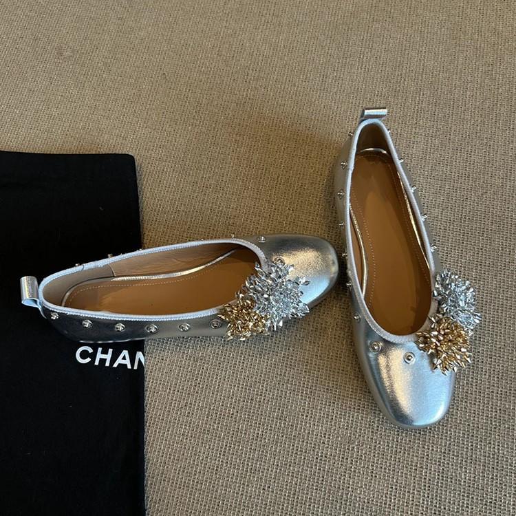 Sheepskin version~ Versatile flower rivet Mary Jane shoes one pedal shallow mouth round head flat shoes shallow mouth leather single shoes