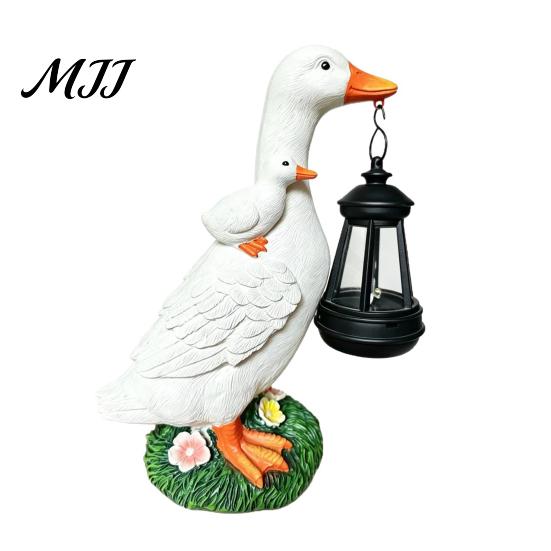 Outdoor Lighting for Garden Duck Statue with Solar Lantern, Cute Mom And Baby Sculpture Decorative Yard Art Lights Lamp, Waterproof Resin Light