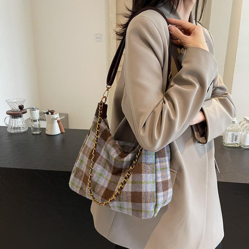 Backpack Rhombus Premium Versatile Shoulder Messenger Bag 2025 New Women's Commuter Bag