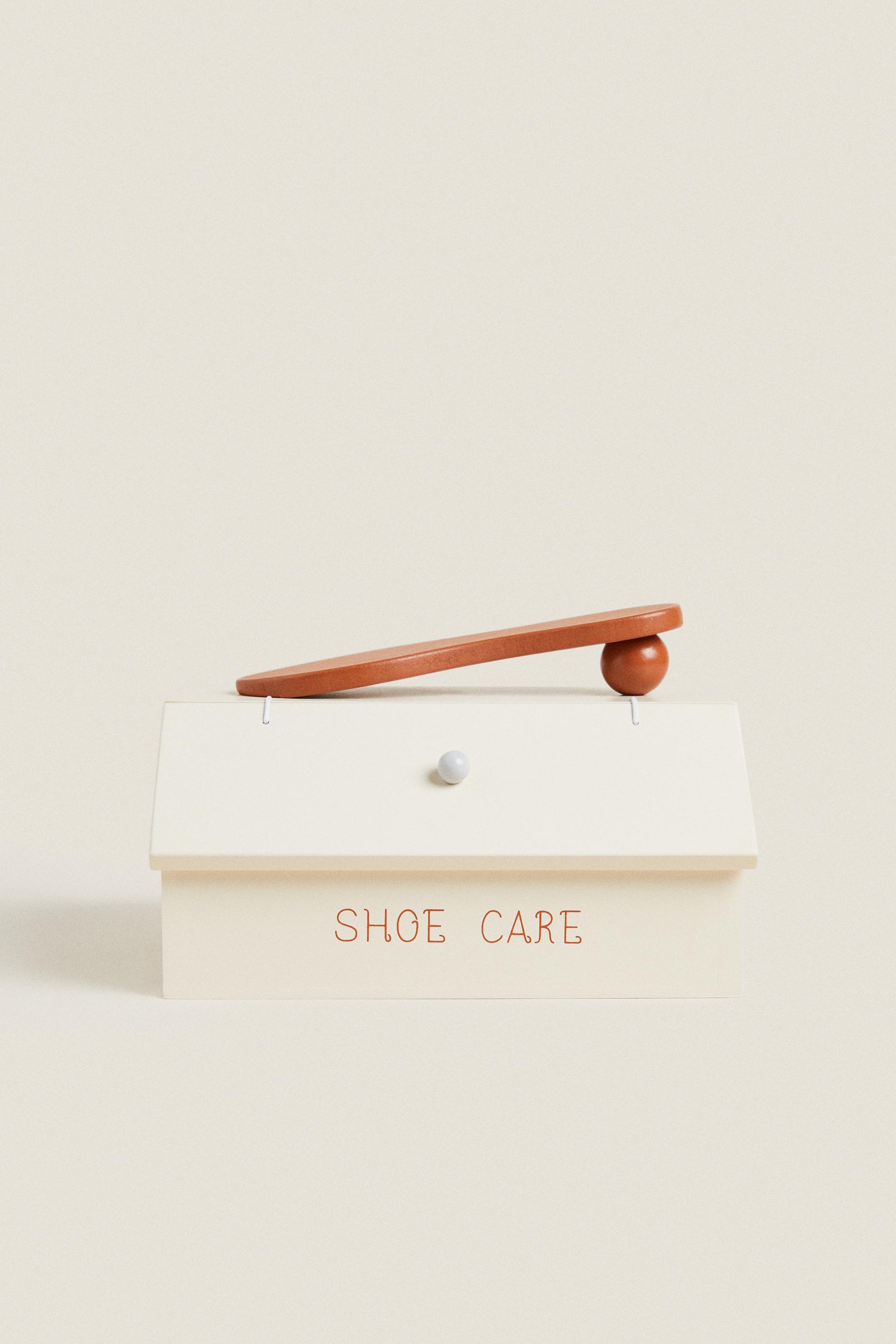 

НАБОР ДЛЯ УХОДА ЗА ИГРУШЕЧНОЙ ОБУВЬЮ