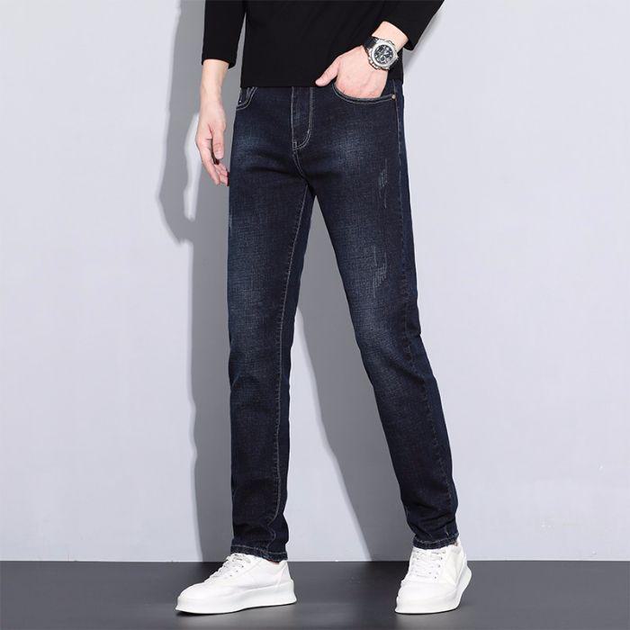 Men's European Slim Straight Elastic Jeans with Velvet, Cat Whisker Design for 2024 Autumn/Winter.