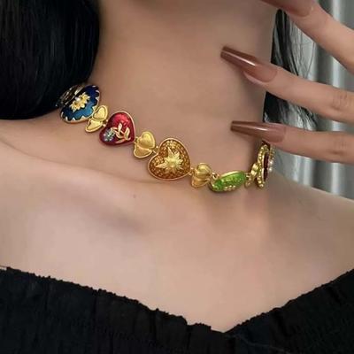 Brillante Estilo de Corte Vintage Collar Flor Corazón Brillante Cameo Pulsera Pendiente Aleación Retro Relieve Pendientes Fiesta