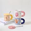 Cartoon-Becher mit Deckel Keramik Haushalts-Trinkbecher Büro Milchbecher Kaffeetasse Weißporzellan kreativ