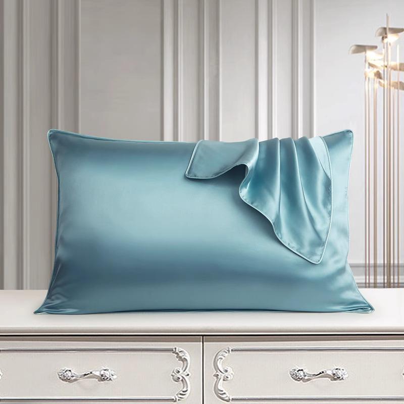 30 Momme Mulberry Silk Pillowcase for Smooth Hair (Double-Sided, Latex Core)