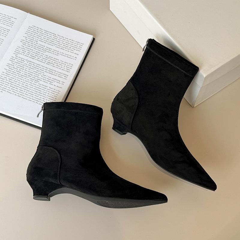 French Suede Short Boots 2025 Autumn and Winter Pointed Fashion Boots Temperament Thin Boots Sleeve Elastic Boots Pure Royal Boots Women