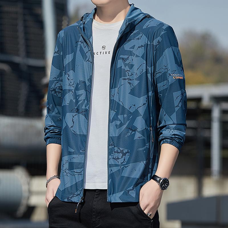 

Spring Autumn Casual Printed Sunscreen Hooded Zipper Coat Men Outdoor Jacket Cardigan Top 5XL темно-зелений колір