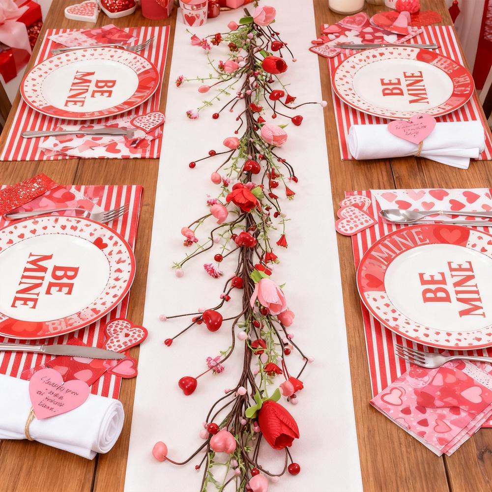 Valentine\\\ s Day Tulip Vine Heart Shape Garland Lightweight Floral Decor Lifelike Tulip Heart And Berry Accents China Mainland