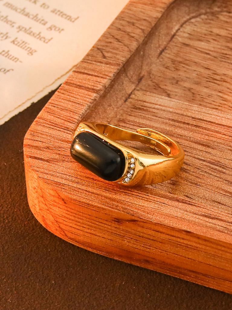 Heiß verkaufter europäischer und amerikanischer Teufelsaugen-Edelsteinring, hochwertiger Retro-Lotus-Öffnungsring, modisches Erstaccessoire