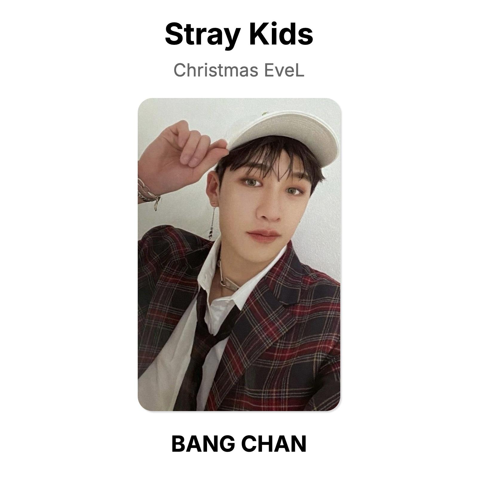 Официальная фотокарточка Stray Kids Christmas EveL BANG CHAN