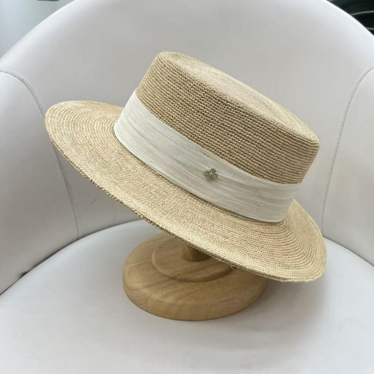

Japanese high-end raffia straw hat women s small brim flat top hat sunshade summer travel silk hemp light luxury top hat tide Adjustable (55-58cm)