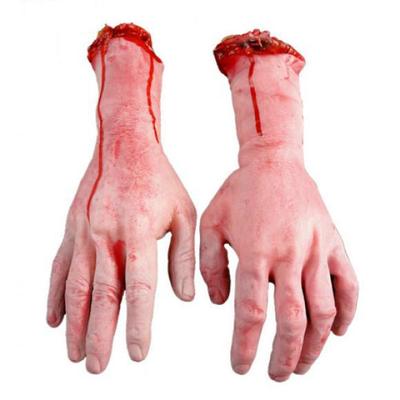 Adereços de palco de casa assombrada de Halloween com braço sangrento