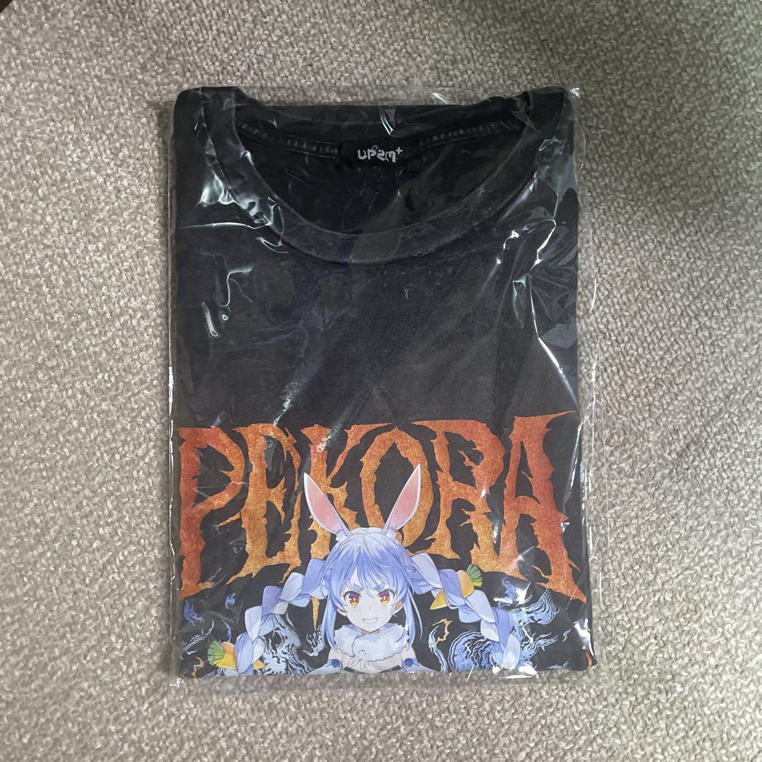 

[Б/У] Футболка на день рождения Hololive Pekora, Подписанная карточка, Значок, Акриловый бонус