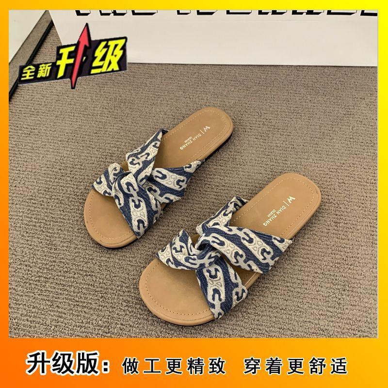 

Flat bottom cross one-word slippers women s new summer wear with skirt beach cool slippers 35